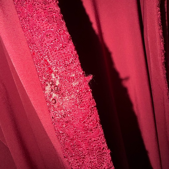 Catherines Deep Red Lace-Trimmed Robe - Picture 4 of 7